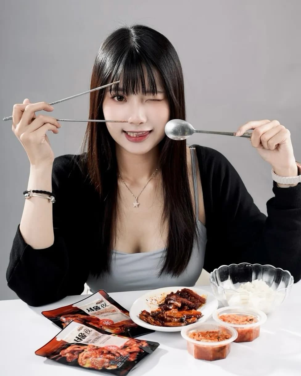 Elaine 玥晨 사진 2