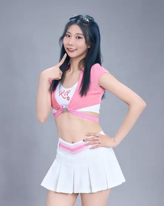 Gigi 彤彤