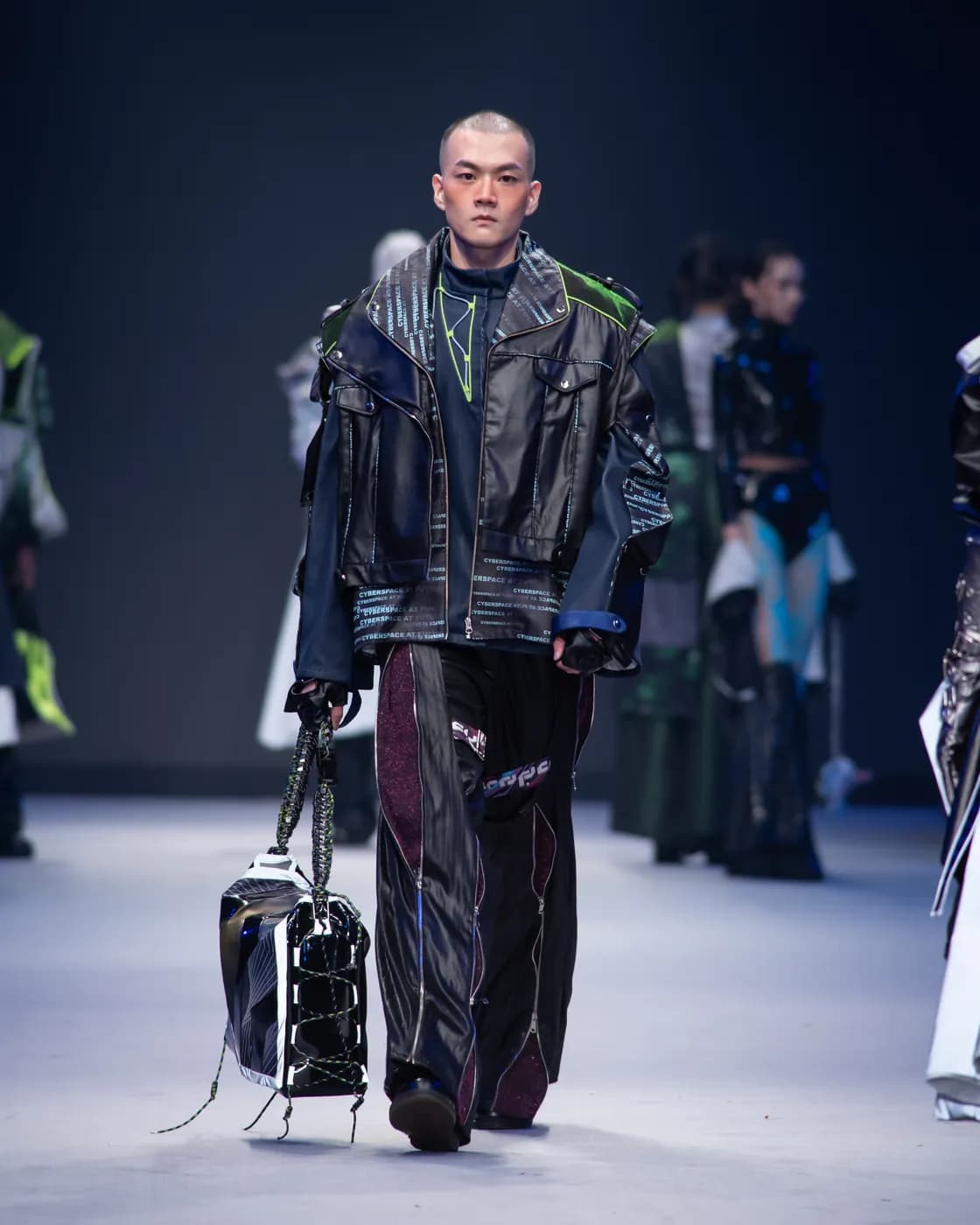 Chang Zhi 張智 사진 4