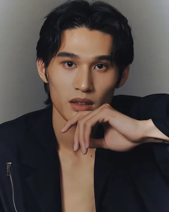 Wang Kai 王凱
