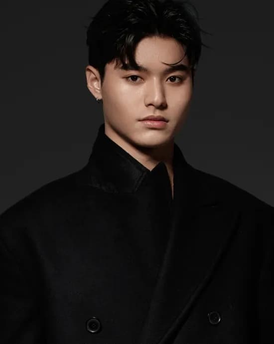 Alex 謝承秉
