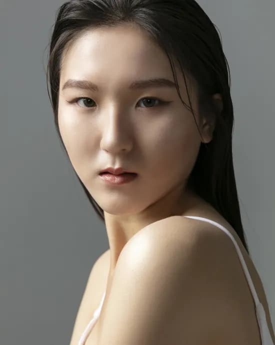 Anna 顏聿莘