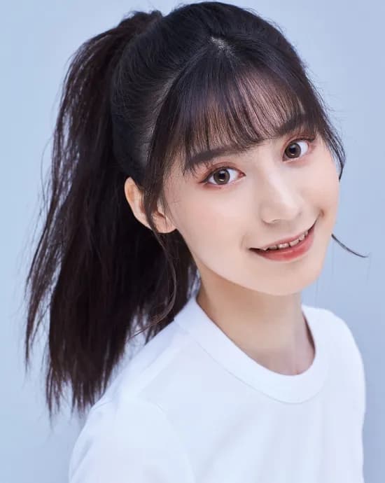 Ashley 何汶易
