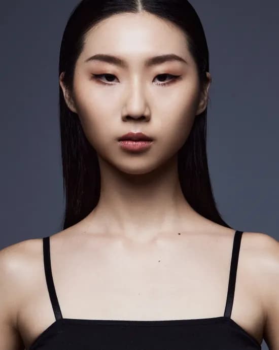 Tzuyi 林子怡