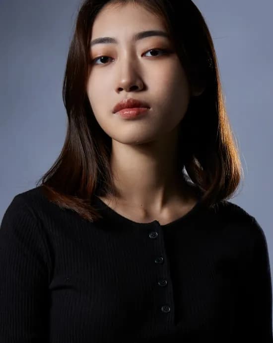 Cindy 黃欣妤