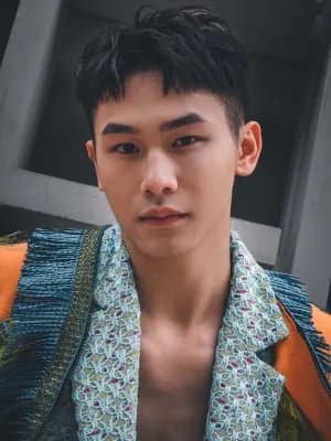 Howard 璽皓