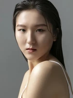 Anna 顏聿莘
