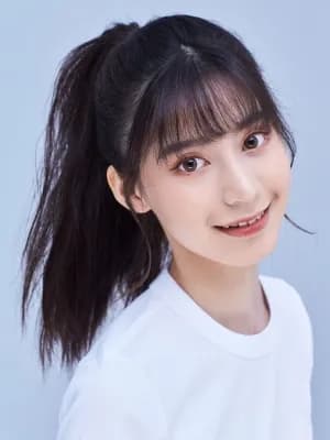 Ashley 何汶易