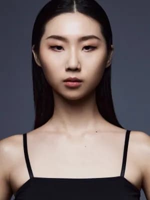 Tzuyi 林子怡